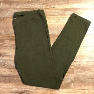 SO Pants - ❗️BOGO❗️NWOT SO Army Green Perfect Leggings SO Pants - ❗️BOGO❗️NWOT SO Army Green Perfect Leggings
